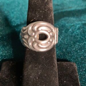 Oneida spoon ring